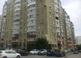 Продается 2-ком. квартира, 56 м2, Уфа, Российская улица, 25, Орджоникидзевский район
