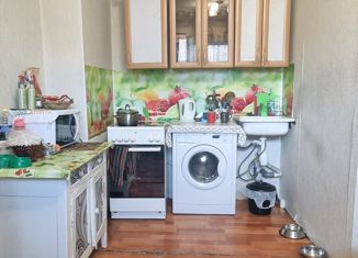 Продаю 2-ком. квартиру, 36 м2, Шелехов, 1-й микрорайон, 46