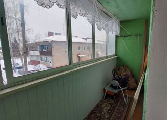 Двухкомнатная квартира на продажу, 50 м2, посёлок городского типа Озёрный, Октябрьская улица, 16