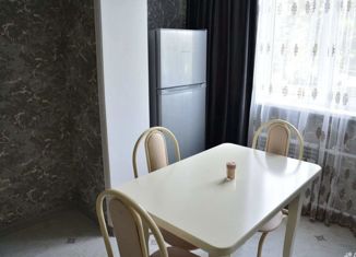 Сдается в аренду двухкомнатная квартира, 60 м2, Дербент, улица Расулбекова, 11