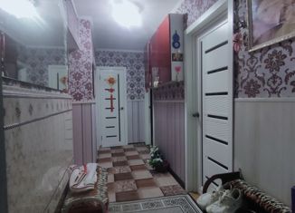 Продам трехкомнатную квартиру, 64.4 м2, Татарстан, бульвар 60-летия Октября, 8