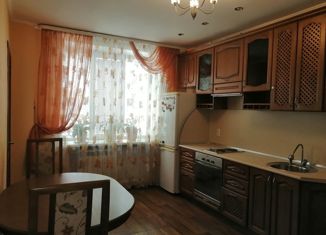 Продам 3-комнатную квартиру, 40 м2, Новосибирск, Амурская улица, 40/5, Амурская улица