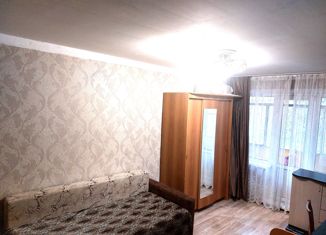 Продам 1-ком. квартиру, 33 м2, Челябинск, улица Чичерина, 15, Курчатовский район