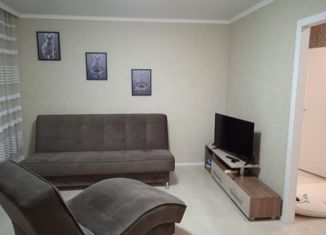 Сдача в аренду 2-ком. квартиры, 70 м2, Берёзовский, улица Гагарина, 27