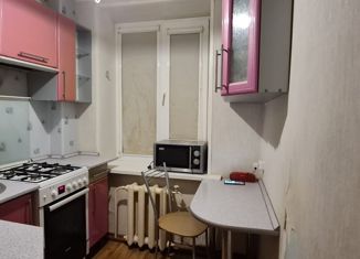 Сдам 1-ком. квартиру, 36 м2, Луга, проспект Кирова, 22