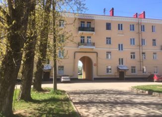 Двухкомнатная квартира на продажу, 64.5 м2, Бокситогорск, Заводская улица, 5