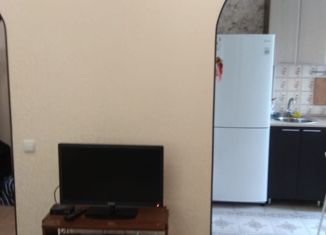 Сдается 2-ком. квартира, 39 м2, Пятигорск, площадь Ленина, 4