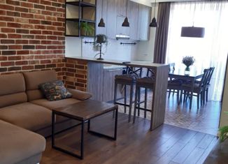 Продаю 1-комнатную квартиру, 46.6 м2, посёлок Кузьмино, 2-й проезд Высоцкого, 1