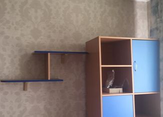 Продаю 4-комнатную квартиру, 78 м2, Берёзовский, Молодёжный бульвар, 6