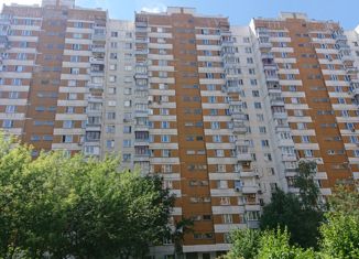 Продается 2-комнатная квартира, 54 м2, Москва, Никулинская улица, 23к2, метро Озёрная