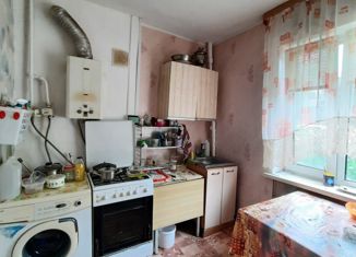 Продам 2-комнатную квартиру, 57.2 м2, Урай, микрорайон 2А, 12