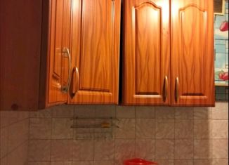 Аренда трехкомнатной квартиры, 50 м2, Зеленогорск, улица Строителей, 23