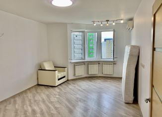 Продается 2-ком. квартира, 50 м2, Москва, Кастанаевская улица, 45к2, станция Славянский бульвар