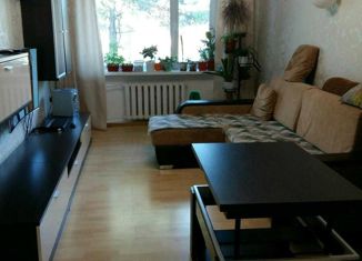 Продам 3-ком. квартиру, 57 м2, село Томичи, Комсомольская улица, 2