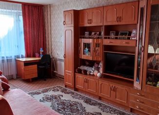 Продаю 2-комнатную квартиру, 52 м2, посёлок городского типа Медведево, улица Мира, 8
