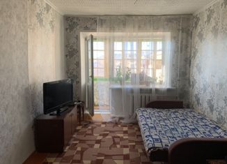 Однокомнатная квартира на продажу, 29.7 м2, Агрыз, улица Гоголя, 2