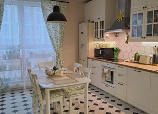 Продам четырехкомнатную квартиру, 105 м2, посёлок Коммунарка, улица Александры Монаховой, 43к1