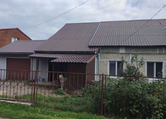 Продаю 4-ком. квартиру, 100 м2, Пермский край, улица Шляпина