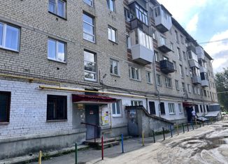 Продается 2-комнатная квартира, 41.6 м2, Екатеринбург, Латвийская улица, 22, метро Геологическая