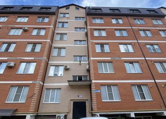 Продается 1-комнатная квартира, 50 м2, Дагестан, улица Рамзеса Небиева, 16Ж