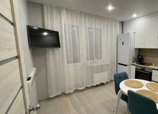 Продам 2-ком. квартиру, 44 м2, село Нежинка, Александровская улица, 23/1, ЖК Золотой Квартал