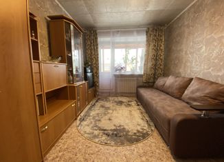 Продажа трехкомнатной квартиры, 51.6 м2, Вихоревка, улица Ленина, 33