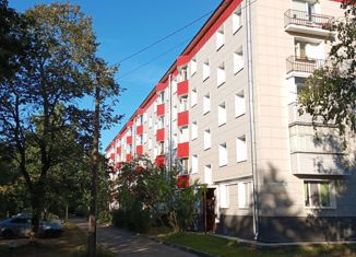 Продажа 2-ком. квартиры, 42 м2, посёлок городского типа имени Морозова, улица Хесина, 18