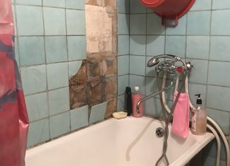 Продается 2-ком. квартира, 46.4 м2, Владивосток, Сахалинская улица, 38