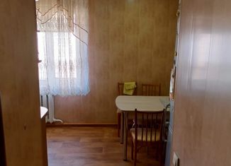 Продам 2-комнатную квартиру, 41.2 м2, Омская область, Днепровская улица, 42А