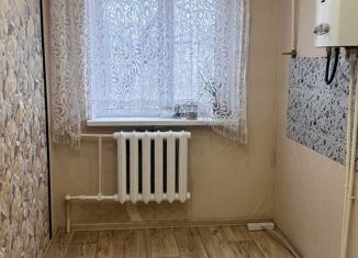 2-комнатная квартира на продажу, 43.8 м2, Кировград, Кировградская улица, 30А