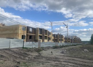 Продам 2-ком. квартиру, 71.72 м2, посёлок Мичуринский, Солнечная улица, 5