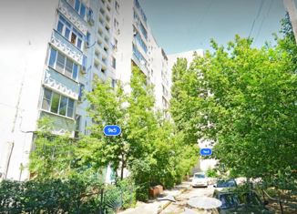 Продается двухкомнатная квартира, 62 м2, Астрахань, Жилая улица, 9к5