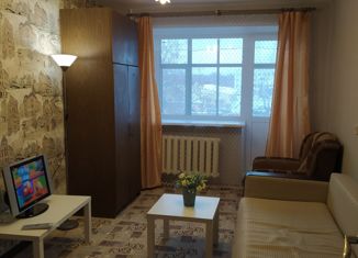 Продается двухкомнатная квартира, 44.1 м2, Екатеринбург, улица Бакинских Комиссаров, 180, Орджоникидзевский район