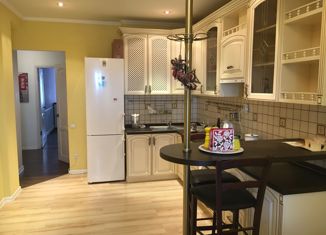 Продажа 2-комнатной квартиры, 70.9 м2, Апрелевка, улица Цветочная Аллея, 15