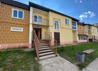 Продается 2-комнатная квартира, 73.2 м2, рабочий посёлок Вычегодский, Загородная улица, 5