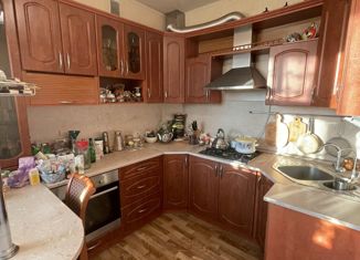 Продам 3-ком. квартиру, 85.4 м2, Красноярский край, Курская улица, 76к2