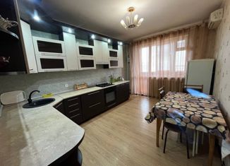 Продаю 2-ком. квартиру, 68 м2, Краснодарский край, улица Чехова, 67А