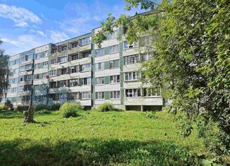 Продам 1-ком. квартиру, 37.4 м2, деревня Торошковичи, Новая улица, 4