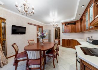 Продам 3-комнатную квартиру, 132 м2, Москва, улица Главмосстроя, 14, ЗАО