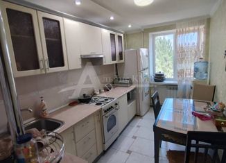 Продажа четырехкомнатной квартиры, 77 м2, Георгиевск, улица Тронина, 10