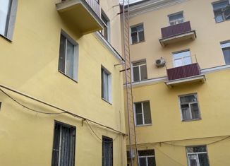 Продажа 2-комнатной квартиры, 54 м2, Новотроицк, Советская улица, 2