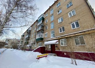 Продается 2-комнатная квартира, 46.2 м2, Челябинская область, улица Бабикова, 66Б