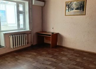 Продам двухкомнатную квартиру, 52 м2, Амурск, Комсомольский проспект, 63