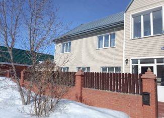 Продаю дом, 240 м2, поселок Горячий Ключ, Цветочная улица