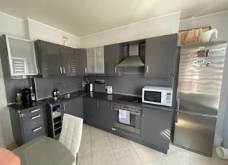 Продается 2-комнатная квартира, 63.7 м2, Апрелевка, улица Цветочная Аллея, 15