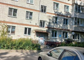 Продажа 2-комнатной квартиры, 43.6 м2, Калуга, Центральная улица, 13, Октябрьский округ