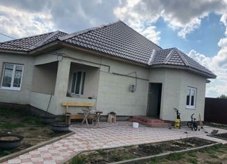 Продается дом, 210 м2, село Александровка, Школьная улица