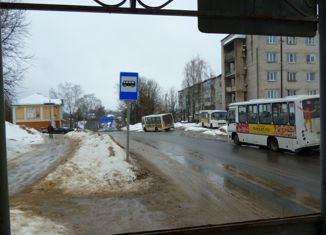 Продам 3-ком. квартиру, 50 м2, Кохма, Октябрьская улица, 58