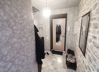 Продается двухкомнатная квартира, 38 м2, посёлок Чална, улица Ленина, 15