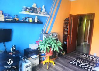 Трехкомнатная квартира на продажу, 65.4 м2, Исилькуль, улица Нефтяников, 3